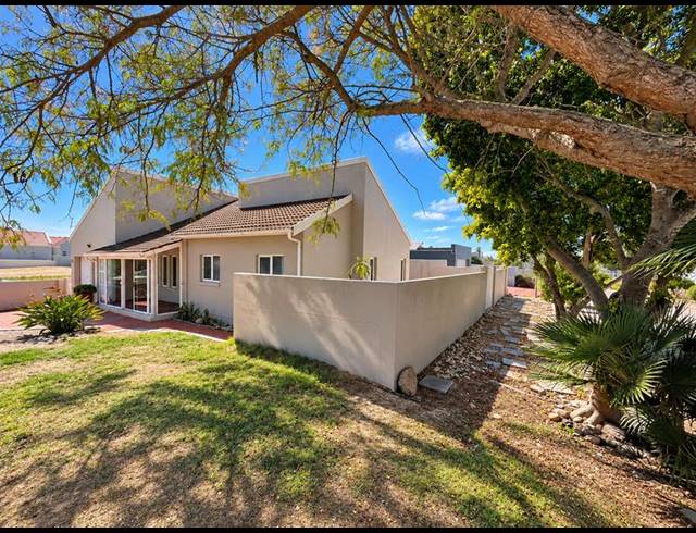 3 BEDROOM HOUSE FOR SALE IN PORT OWEN